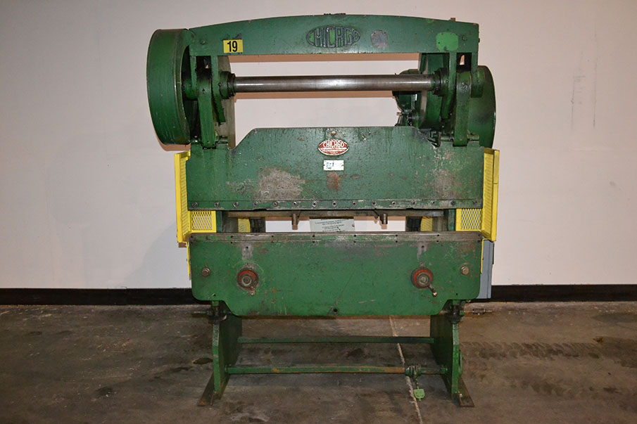 Chicago 334 SP 25 Ton x 60" Mechanical Press Brake w/ Back Gauge