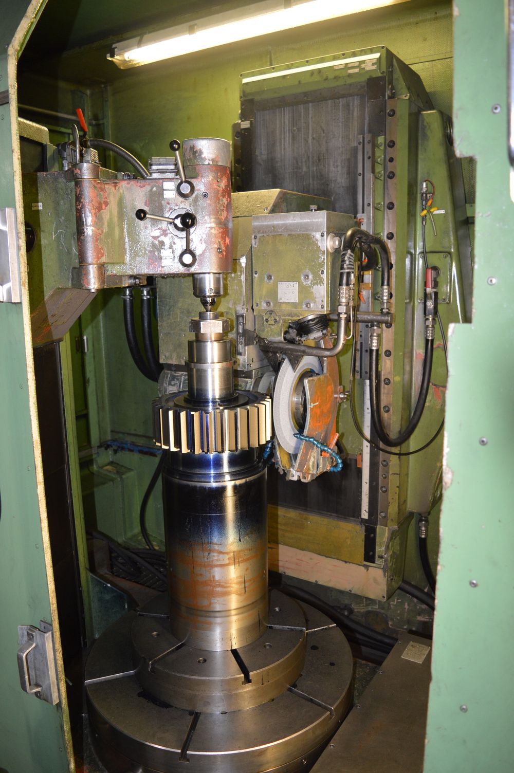 Hofler BHS H1000 Automatic Spur / Helical Gear Grinding Machine The