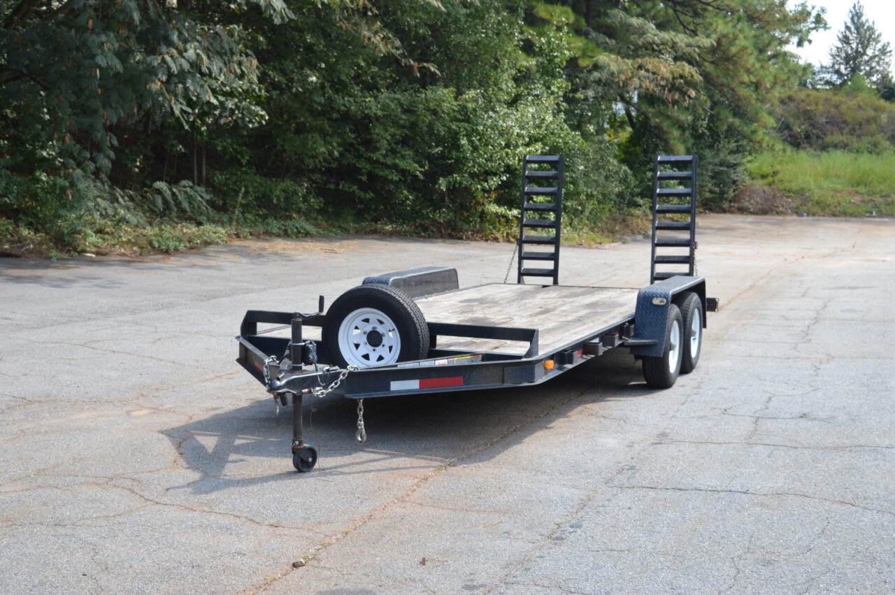 18' L x 6'10" 10000 LB GVWR Dovetail Car Hauler w/ Slide Ramps