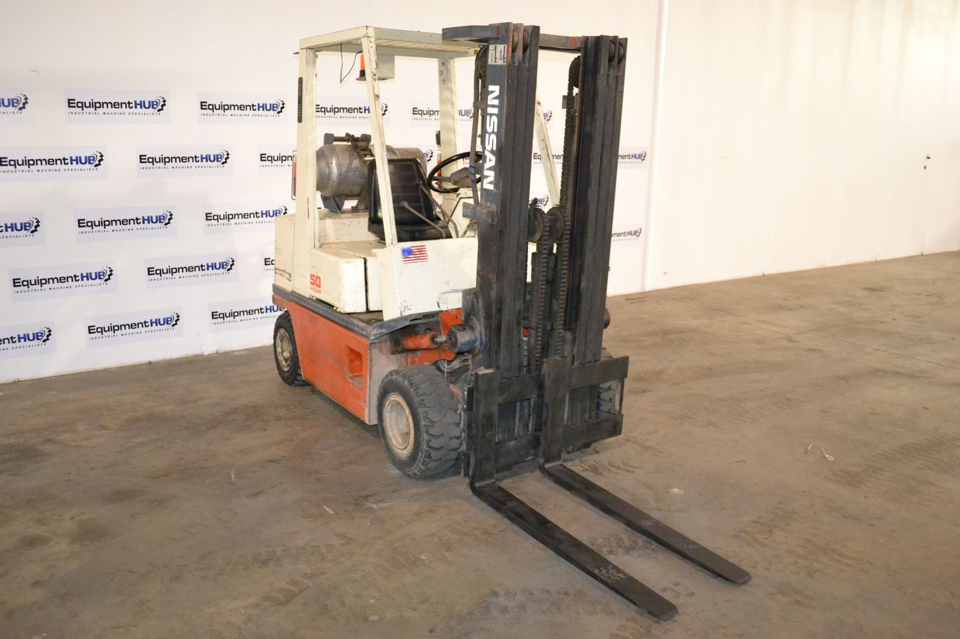 Nissan APH02-A25U 5,000 Lb. Lift Capacity 3 Stage Forklift