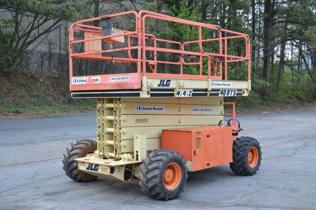 JLG 40-RTS 40' Platform Height Rough Terrain Scissor Lift