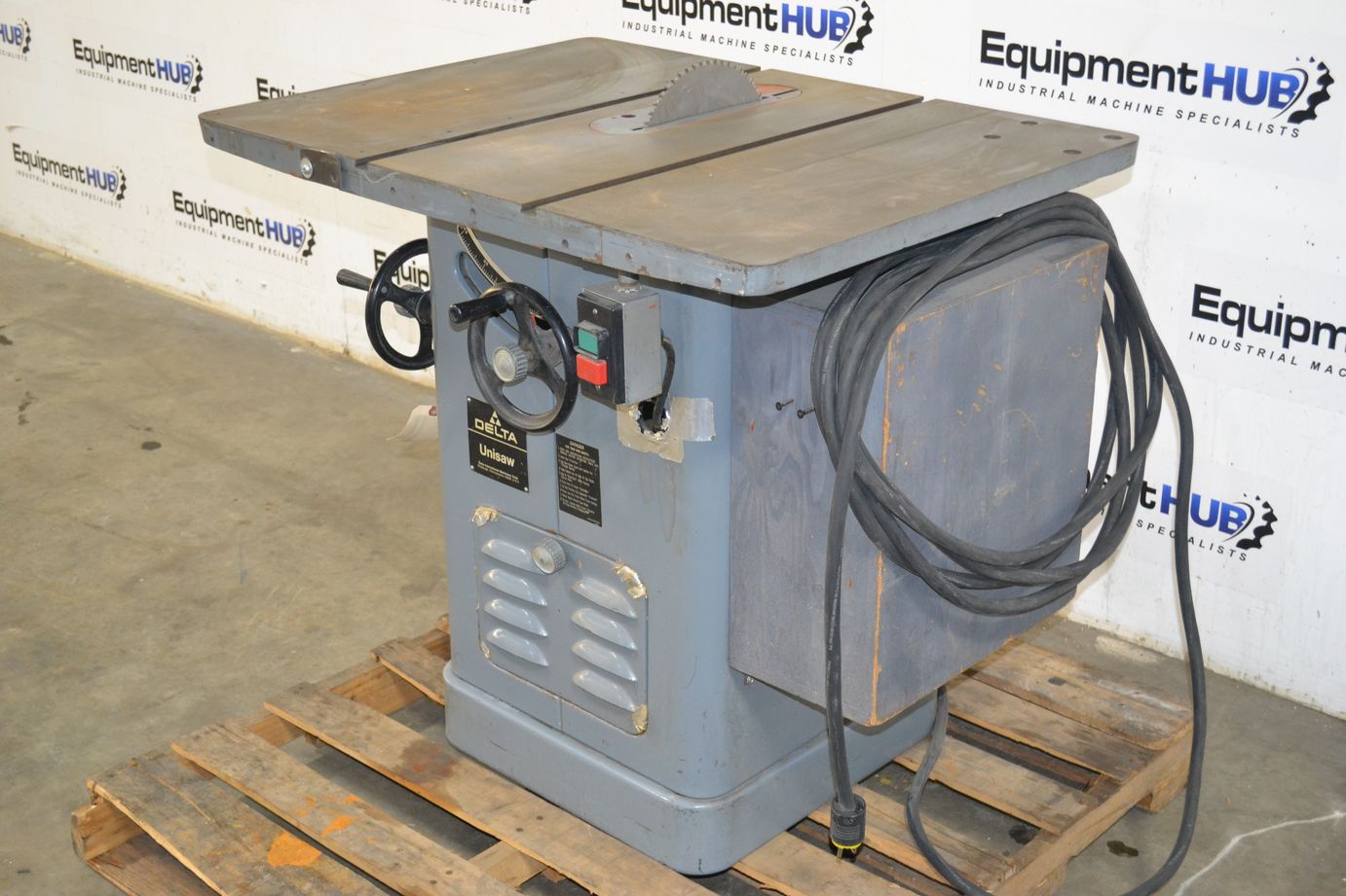 Delta 34802 10" Tilting Arbor Unisaw, Table Saw, 1PH The Equipment Hub