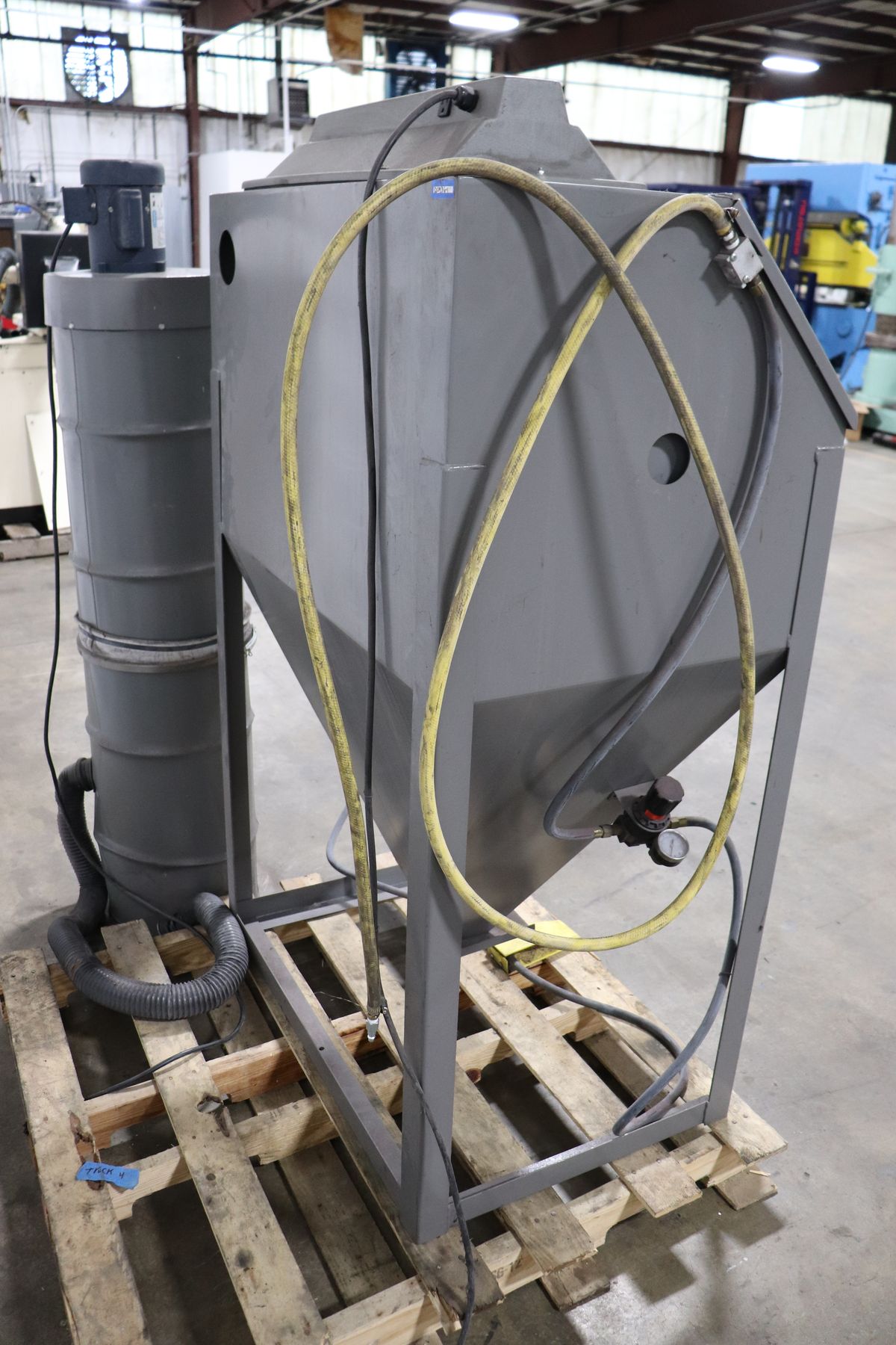Econoline Abrasive Sand Blast w/ Dust Collector The Equipment Hub