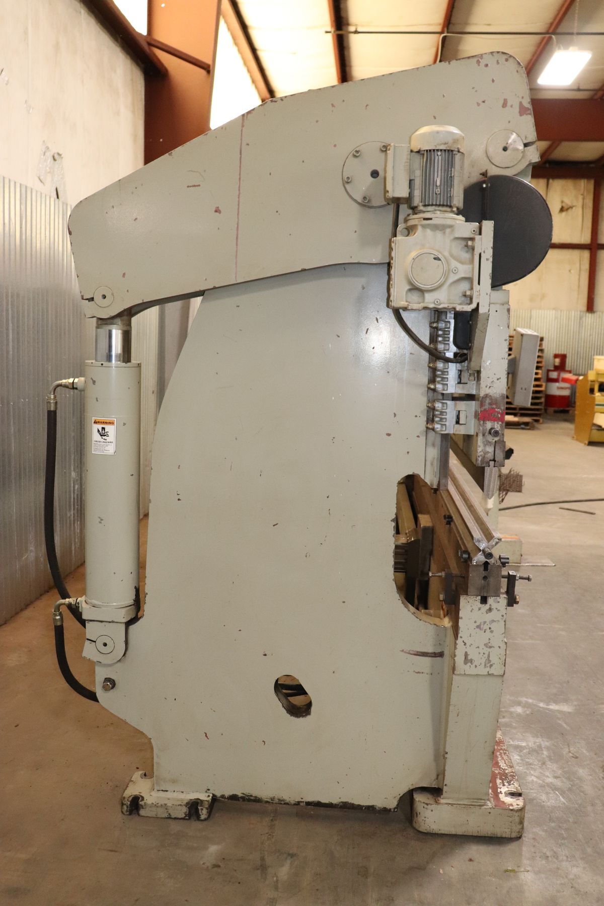 Accurpress 725012 250 Ton x 12' Hydraulic CNC Press Brake The