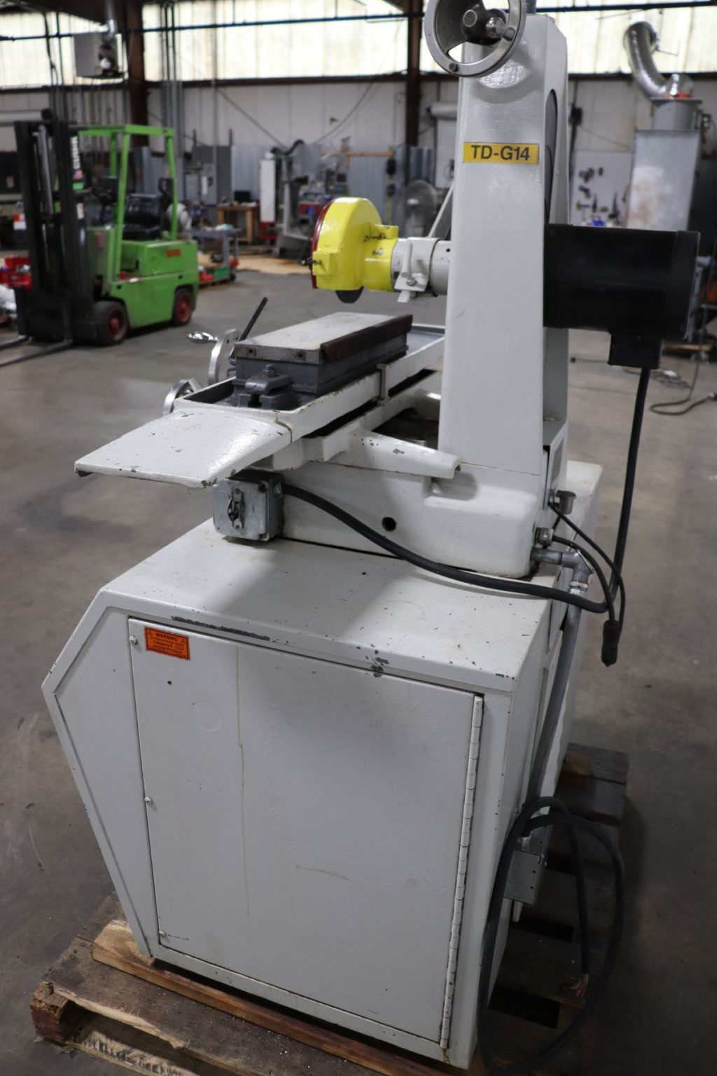 Harig Super 618 6" x 18" Manual Hand Feed Surface Grinder The