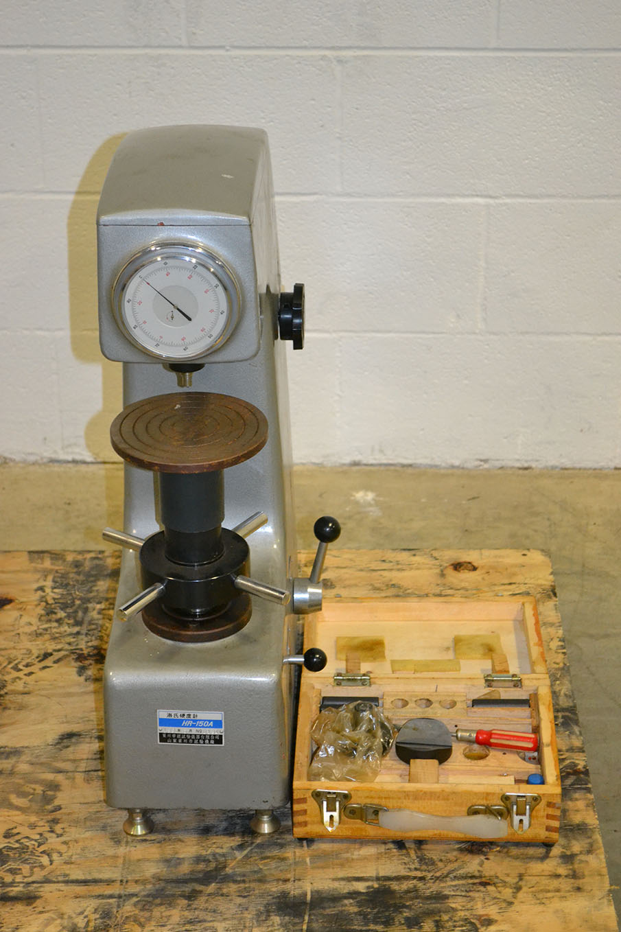 Rockwell HR-150A Hardness Tester, Bench Top