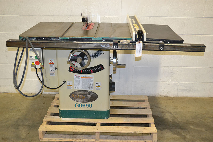 Grizzly G0690 10" Table Saw, 3HP / 1PH