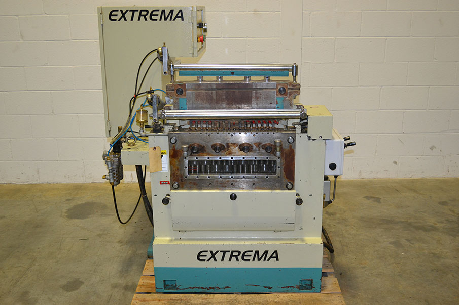 Extrema DT-116A Automatic 16 Spindle Dovetail