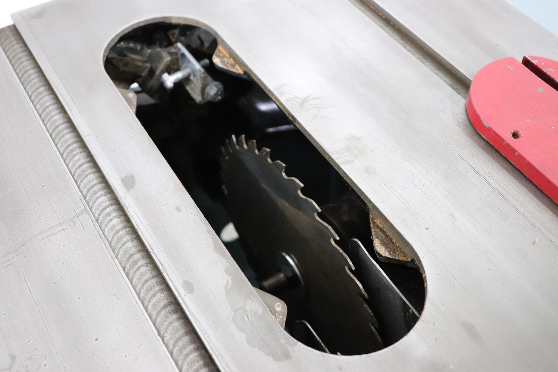 Delta 36812 10" 3HP Right Tilt Table Saw, Unisaw The Equipment Hub