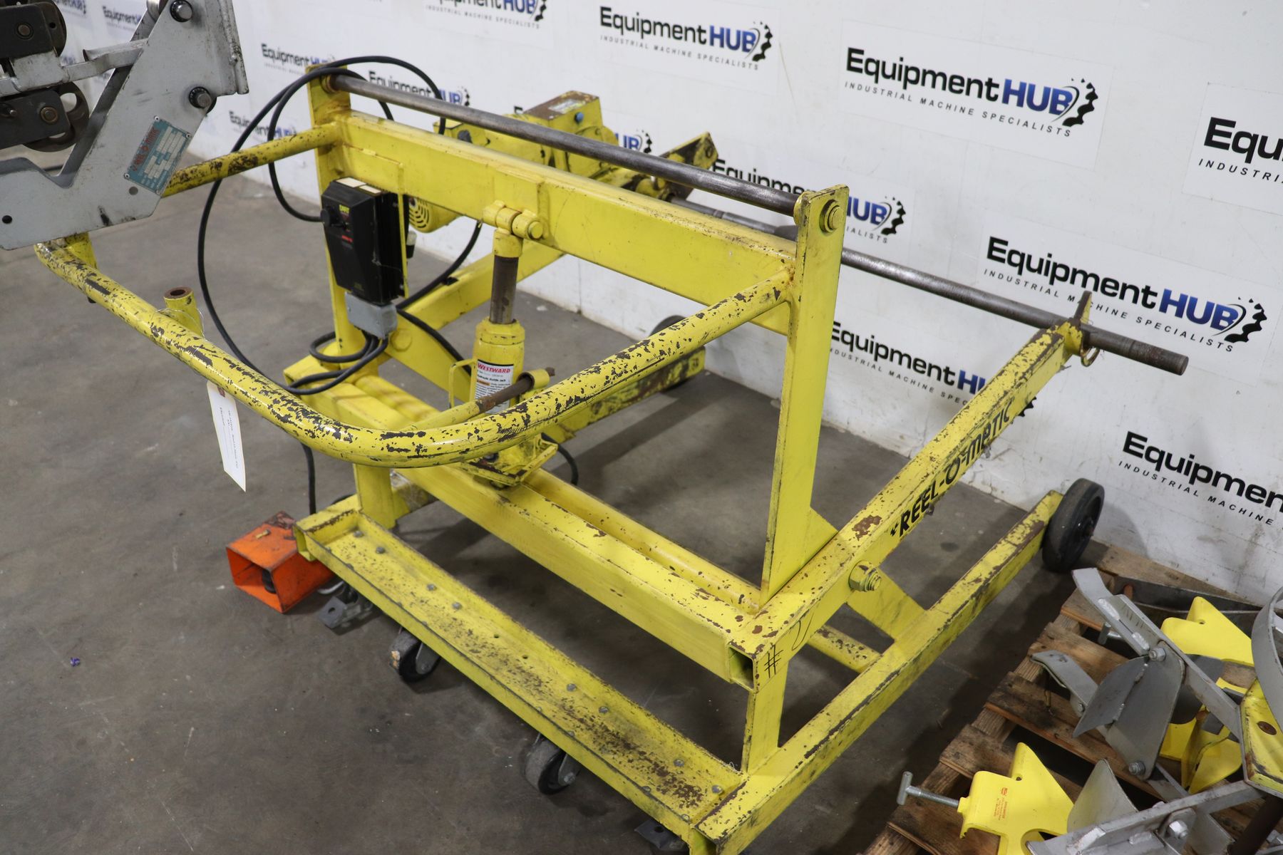 ReelOMatic TS2 2,000 Lb. Capacity Wire Spool Coiling Machine w/ 1700