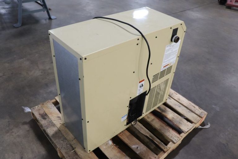 Ingersoll Rand D212NC-A16-100 Refrigerated Air Dryer, 125CFM, 30HP Max ...