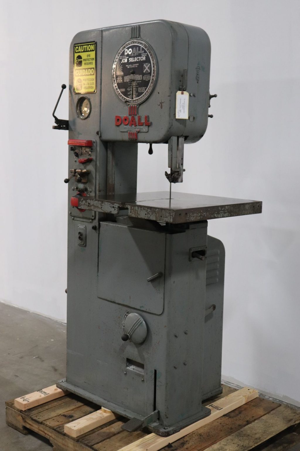 DoAll ML 16" Variable Speed Vertical Band Saw The Equipment Hub
