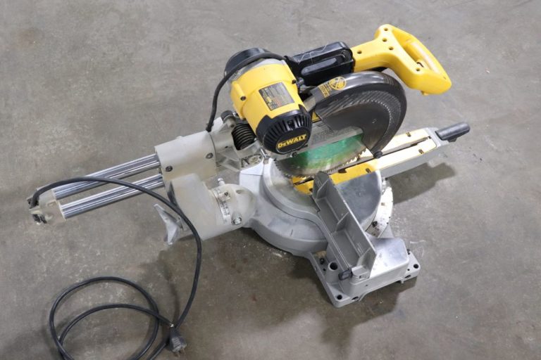 DeWalt DW708 12