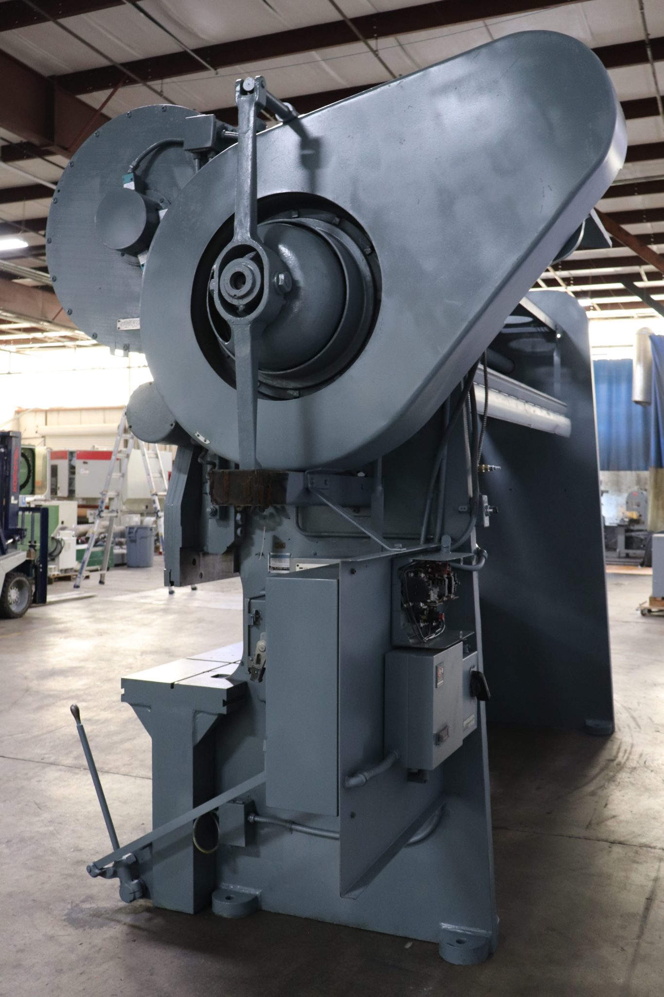 Cincinnati Series 9 12' x 225 Ton Mechanical Press Brake, Air Clutch