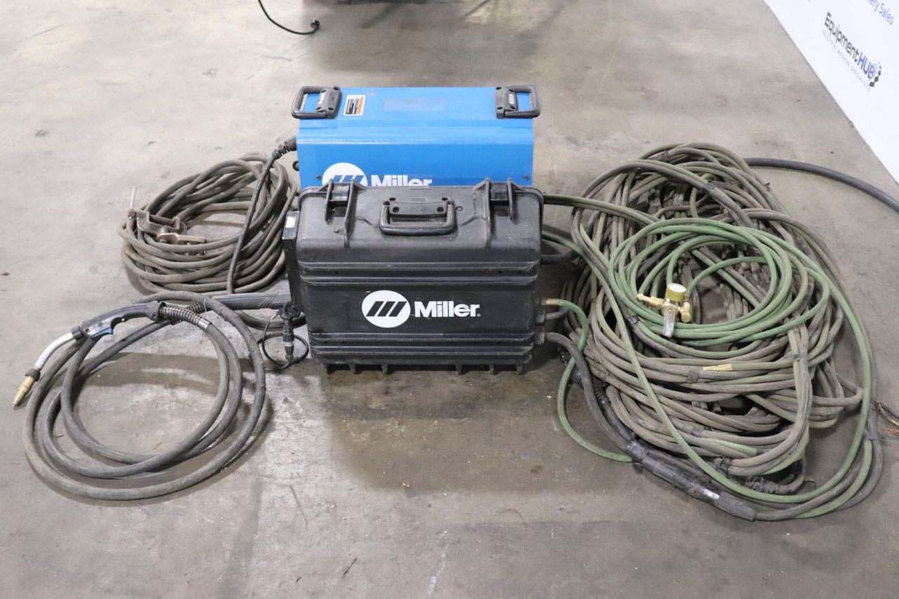 Miller Invision 352 MPa AutoLine Mig Welder w/ Miller Suitcase 12RC
