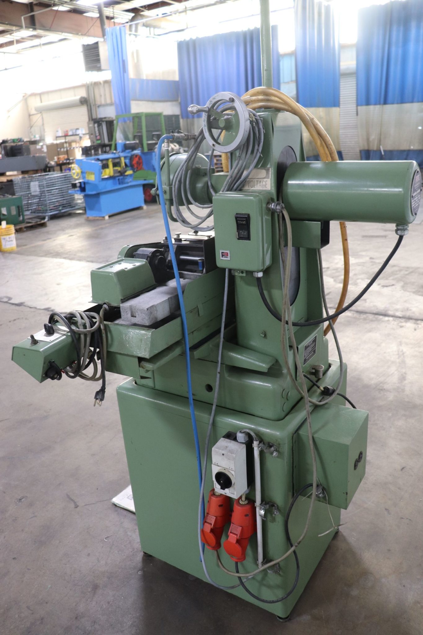 UnisonDedtru Centerless Grinder, Unison Model C Regulating Roll The