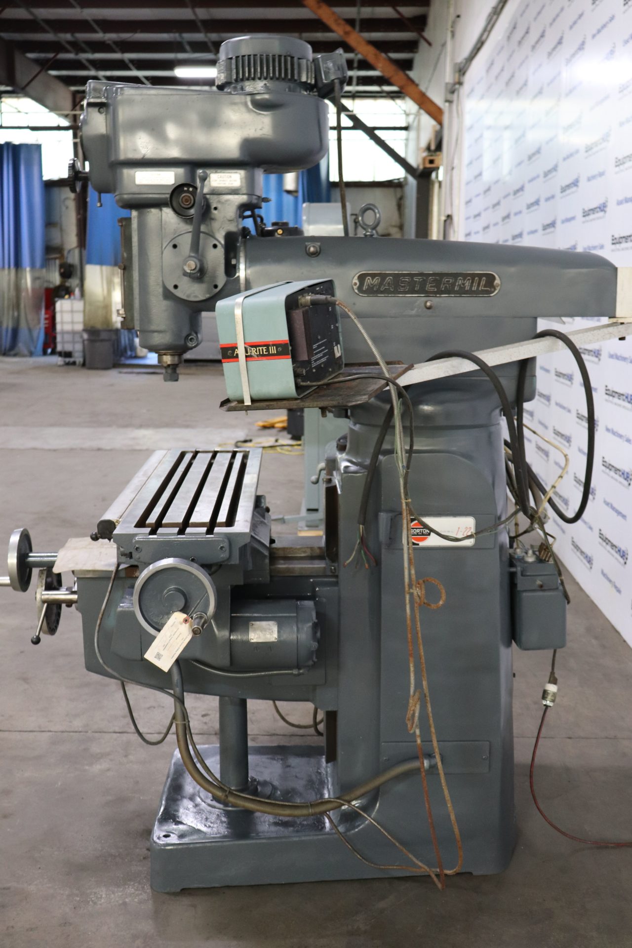 Gorton MasterMil 122 12" x 48" Variable Speed Vertical Milling Machine