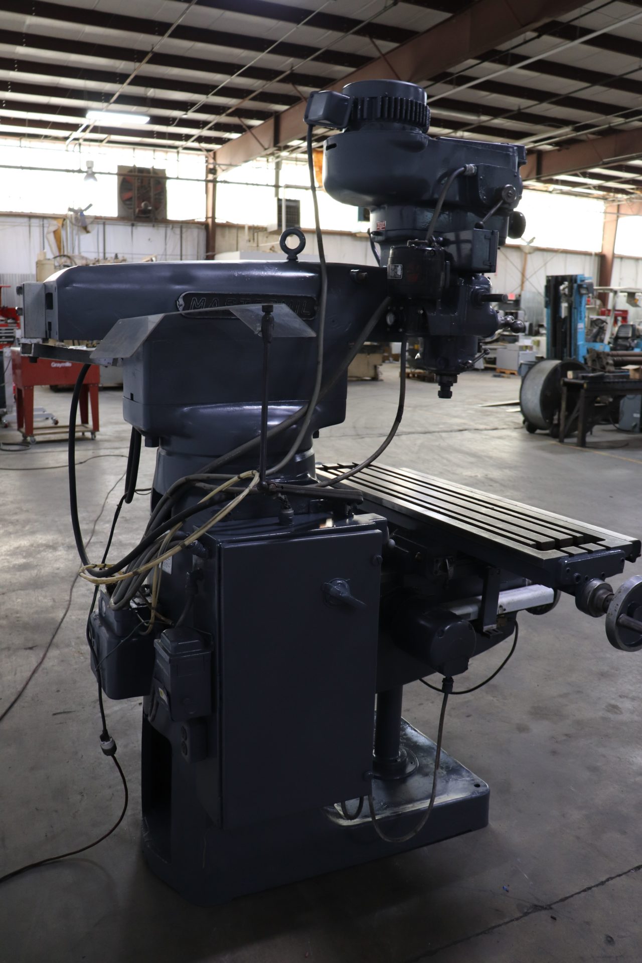 Gorton MasterMil 122 12" x 48" Variable Speed Vertical Milling Machine