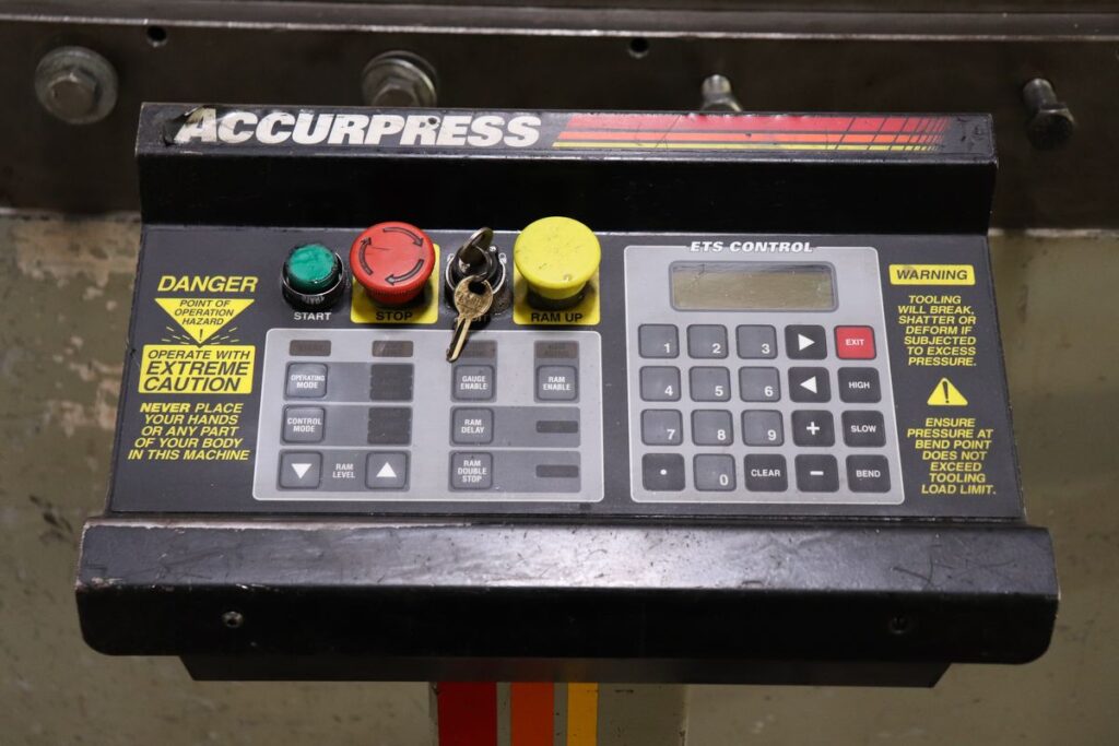 Accurpress 717512 175 Ton x 12' Hydraulic CNC Press Brake w/ ETS3000 ...