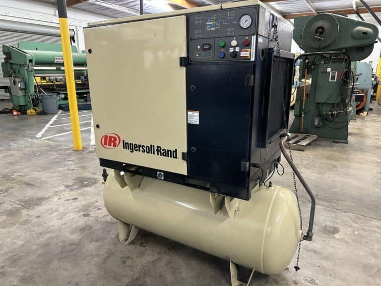 Ingersoll Rand SSR UP625125 25 HP Rotary Screw Air Compressor The