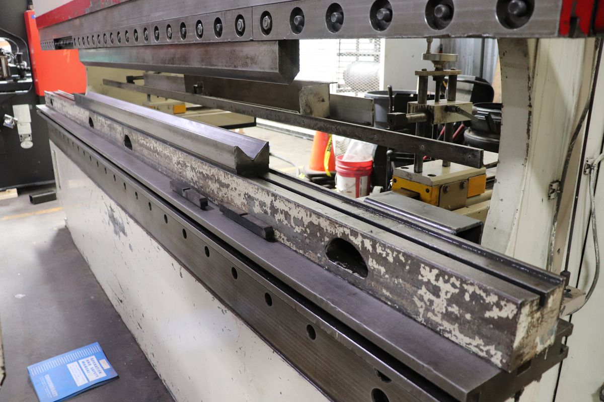 Cincinnati AS175-10 Autoshape 175 Ton x 12' Hydraulic CNC Press Brake ...