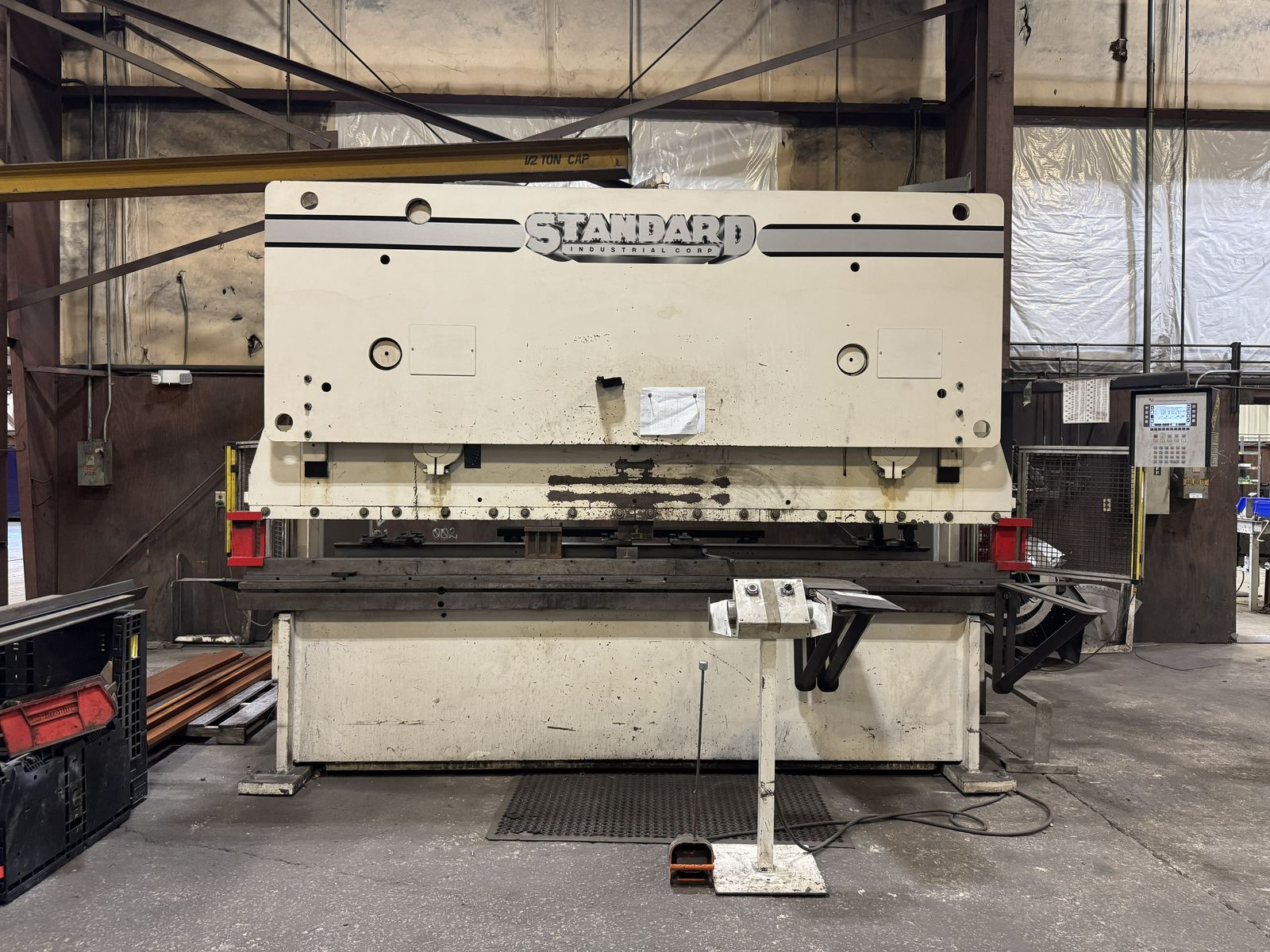 Standard Industrial AB200-12 200 Ton x 12' Hydraulic Press Brake