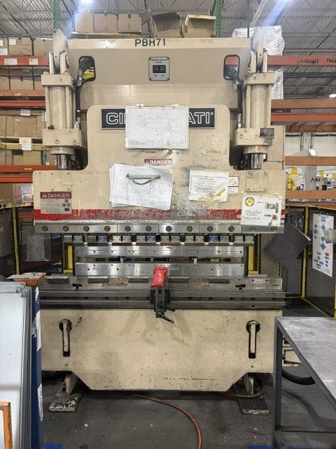 60 Ton x 6′ Cincinnati 60AF x 4FT Press Brake (2005)