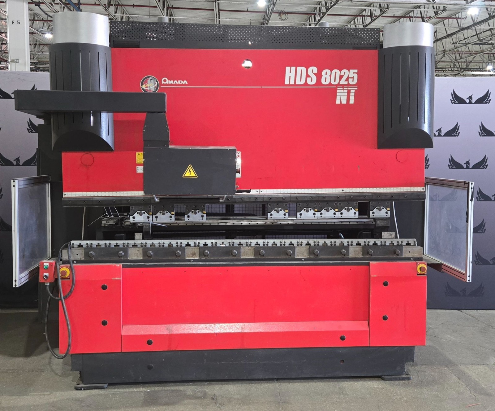Amada HDS-8025NT 80 Ton CNC Press Brake