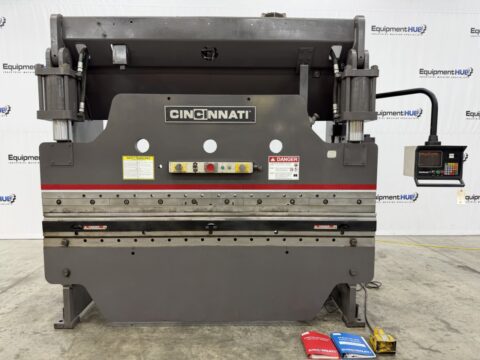 Cincinnati 135 CBx8 135 Ton x 10′ CNC Hydraulic Press Brake