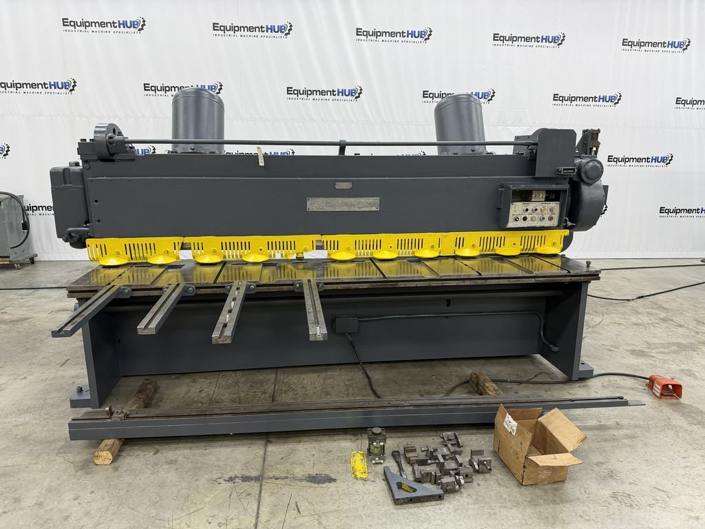 Cincinnati 1810 10' x 1/4" Mechanical Shear W/ Front Operated Back Gauge