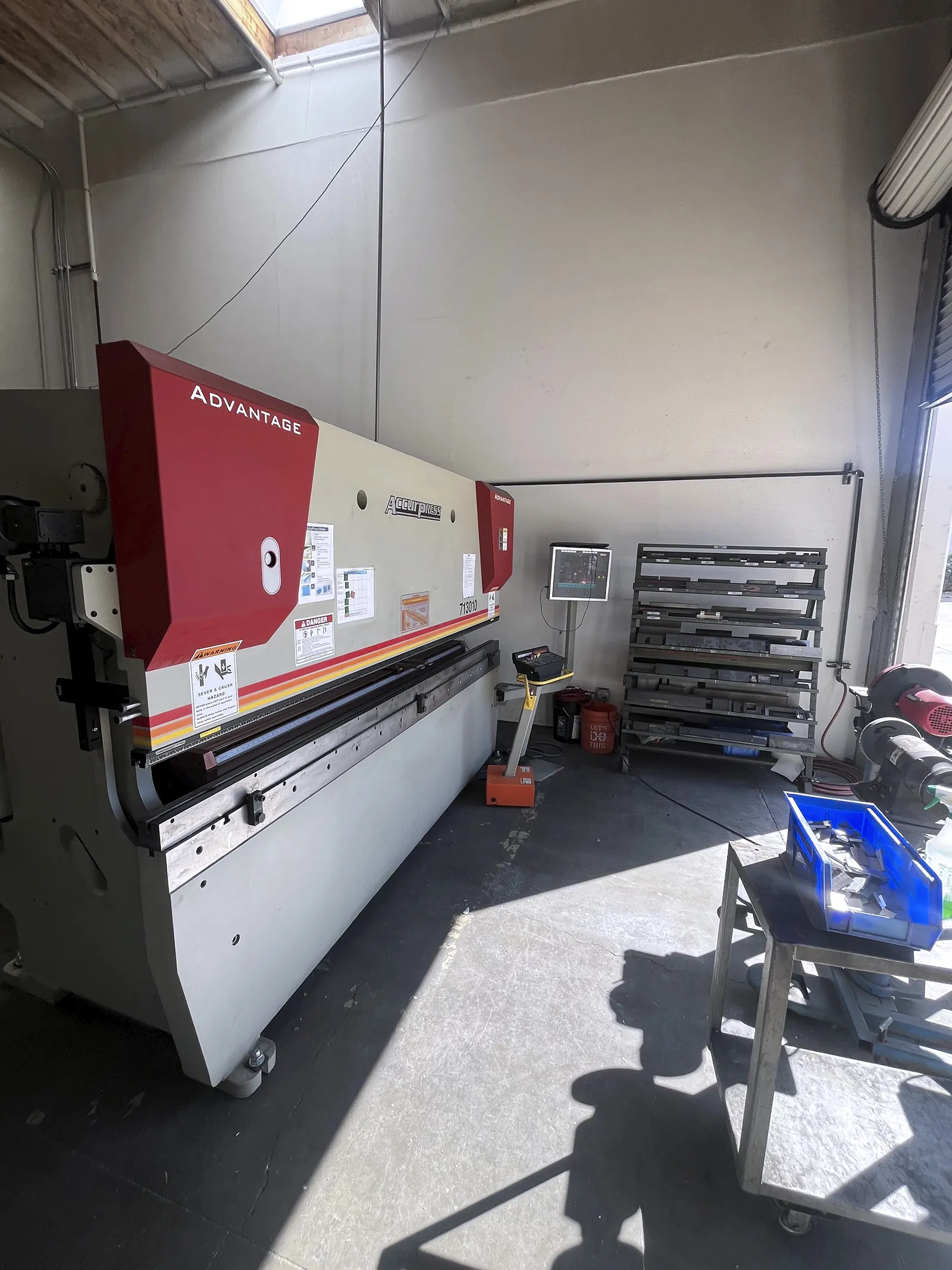 Accurpress 713010 130 Ton x 10' CNC Press Brake with 2-Axis Back Gauge (2011)