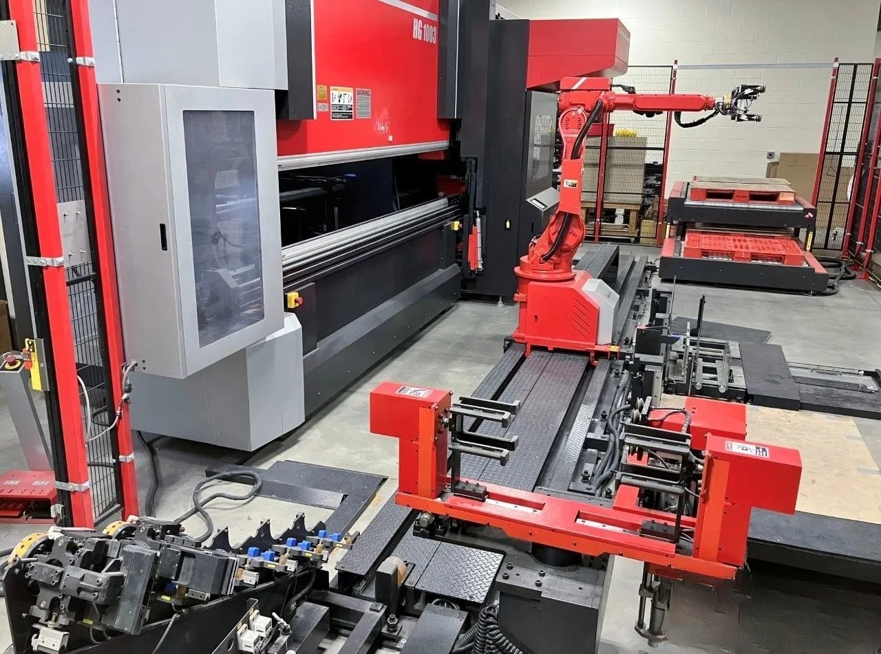Amada HG1003ARS CNC Press Brake (2016)