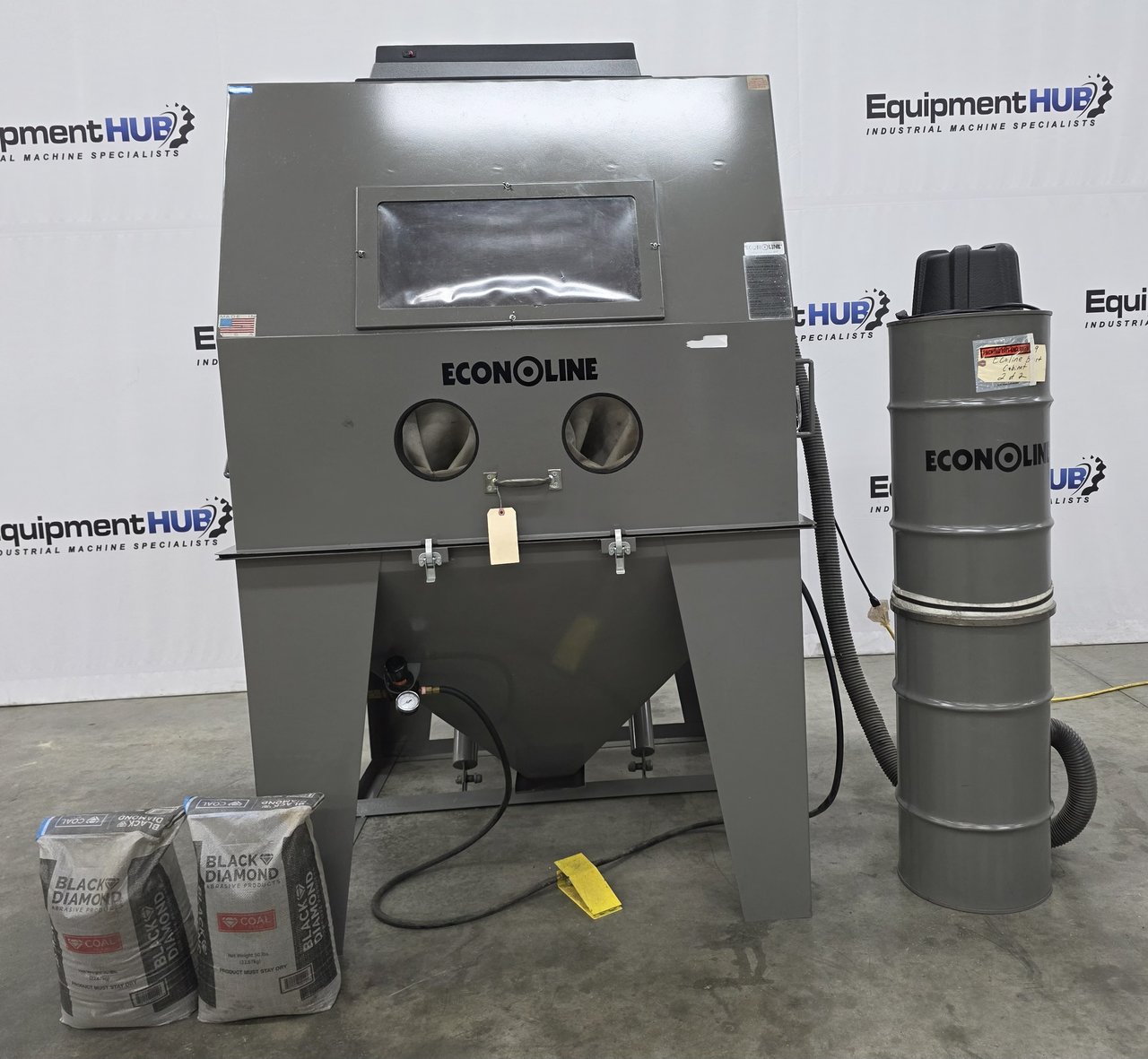 Econoline 48" x 48" Siphon Feed Blast Cabinet w/ Dust Collector