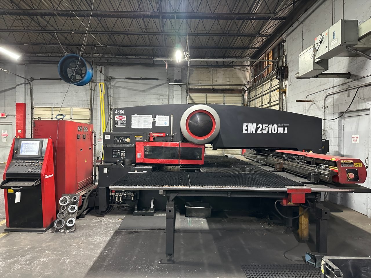Amada EM 2510NT 22 Ton CNC Turret Punch