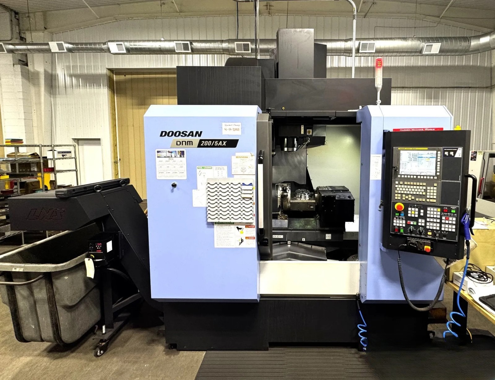 Doosan DNM 200/5AX CNC 5-Axis Vertical Machining Center (2017)